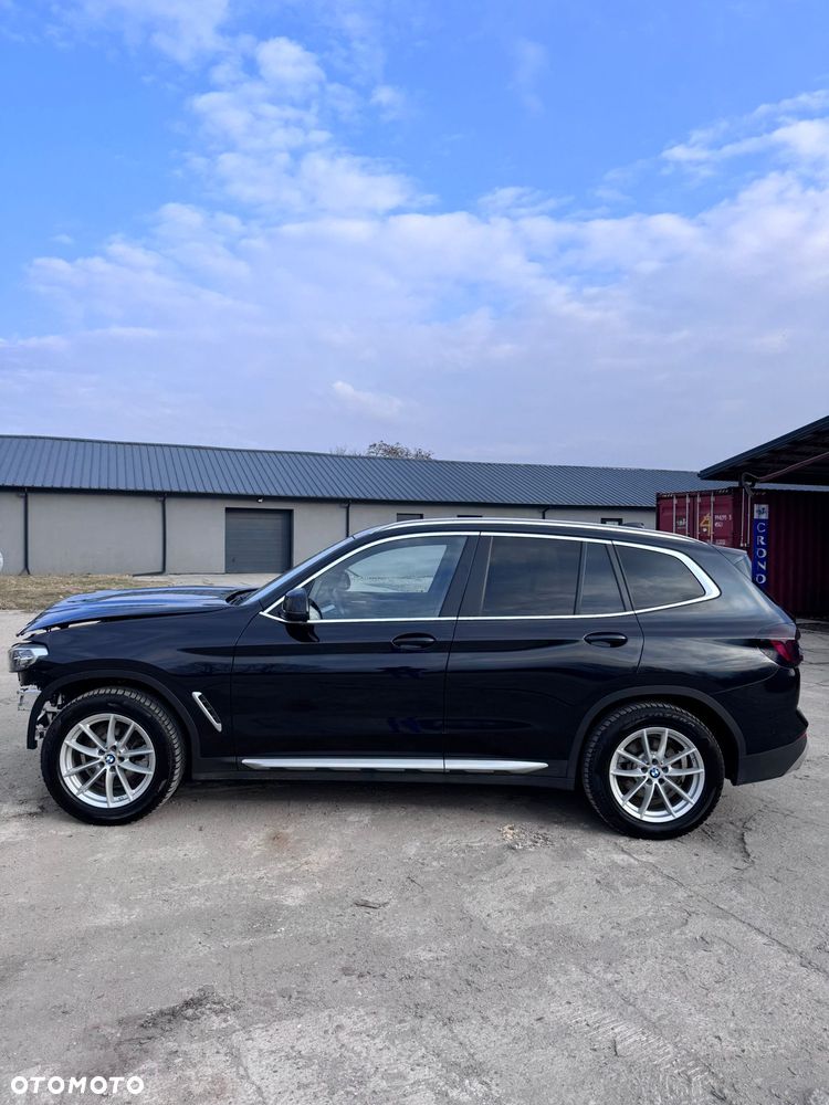BMW X3 xDrive20d Advantage - 15