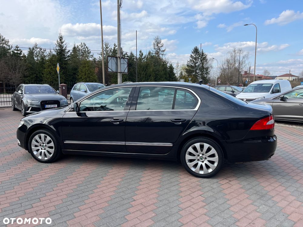 Skoda Superb 1.4 TSI Exclusive - 2