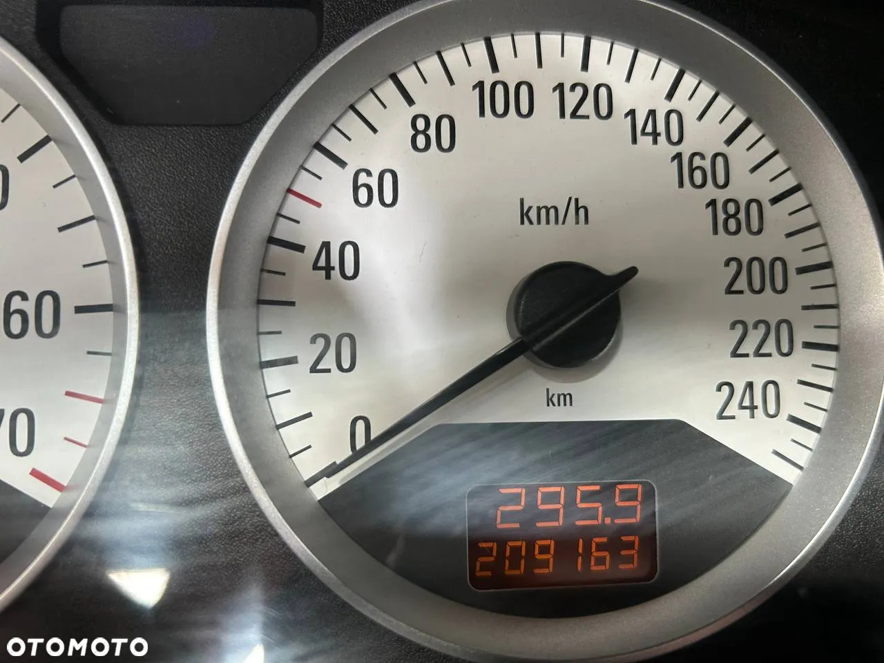 Opel Astra II Coupe 2.2 - 25