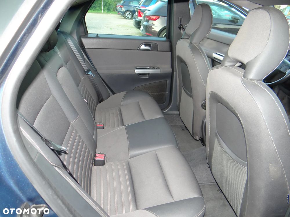 Volvo S40 2.0D - 11