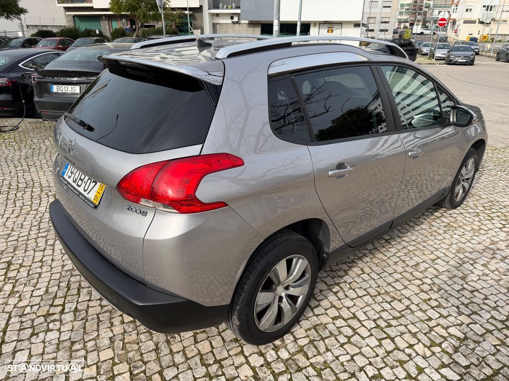 Peugeot 2008 1.6 BlueHDi Style - 6