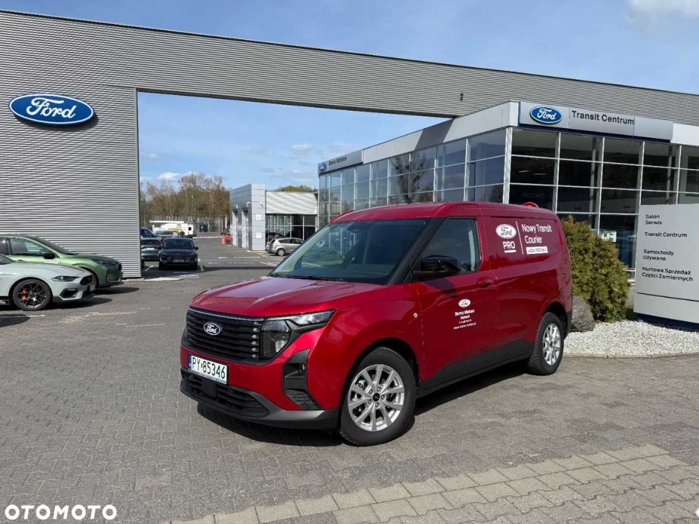 Ford Transit Courier - 2