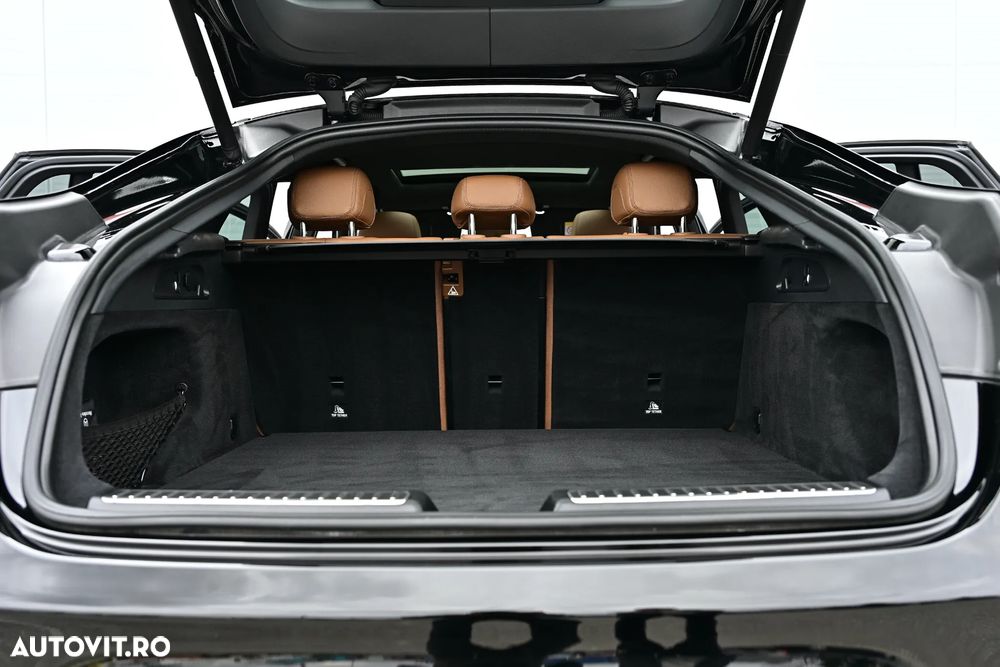 Mercedes-Benz GLC Coupe 350 e 4Matic 7G-TRONIC AMG Line - 37