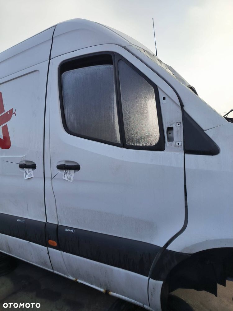 DRZWI PRAWE PRZÓD MERCDES-BENZ SPRINTER W907 314CDI 9147 - 4