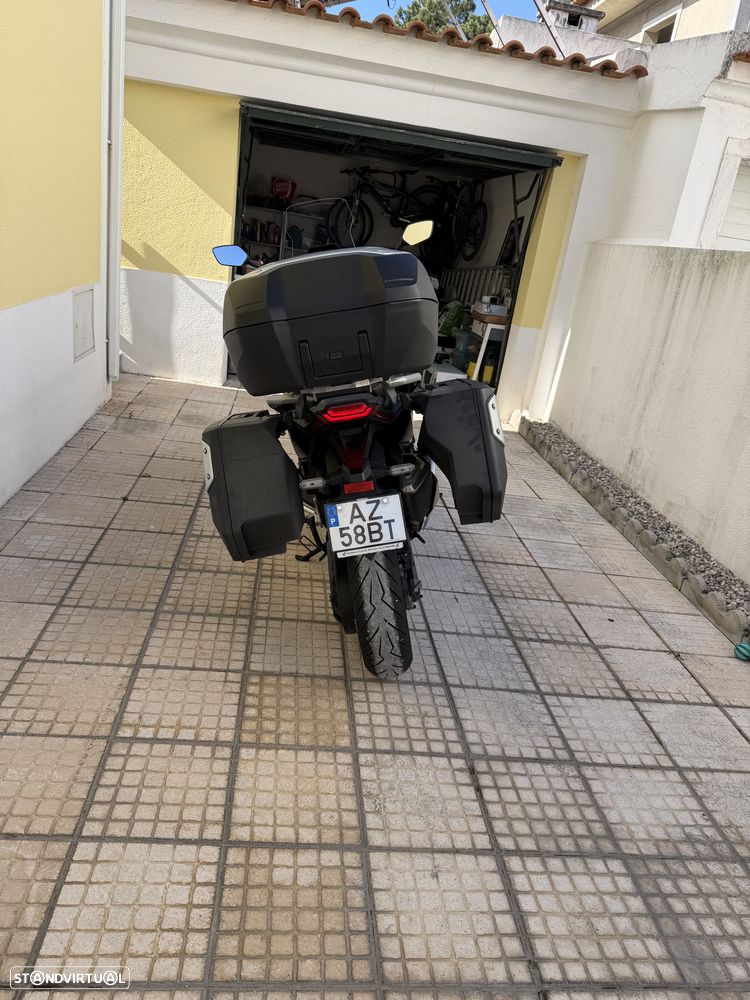 Honda ADV XDV750 - 7