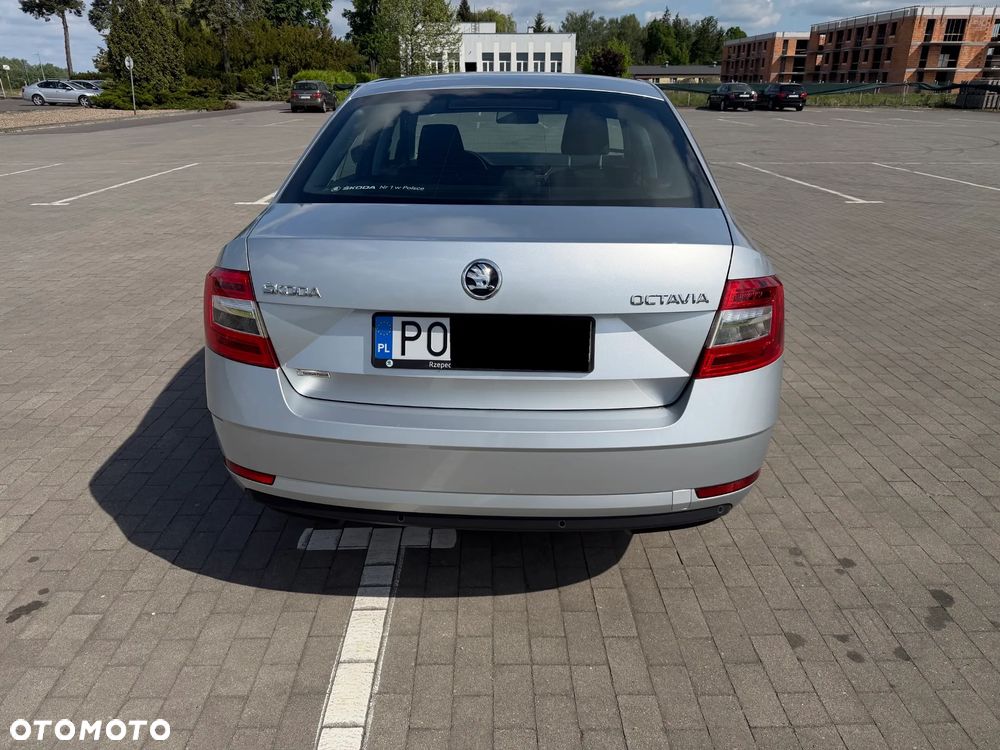Skoda Octavia 1.6 TDI Style - 8