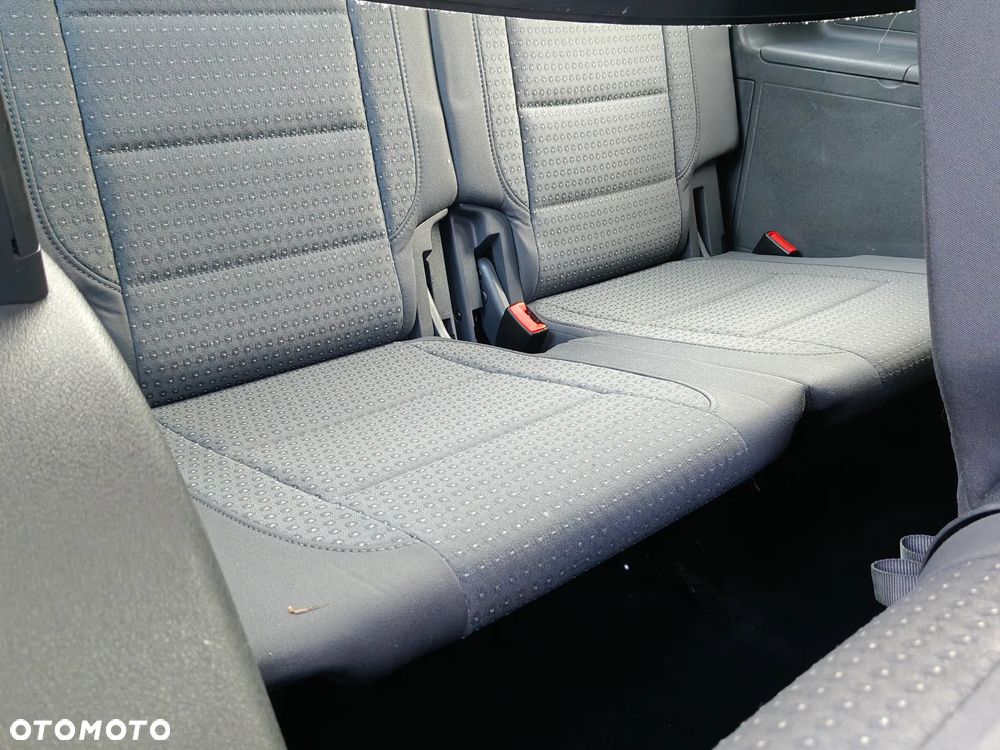 Volkswagen Touran 2.0 FSI Highline - 8