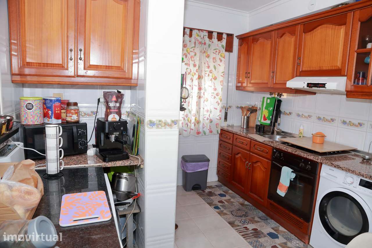 Apartamento T2, 1º andar na Qta. Courela, Paio Pires - Seixal - Grande imagem: 3/22