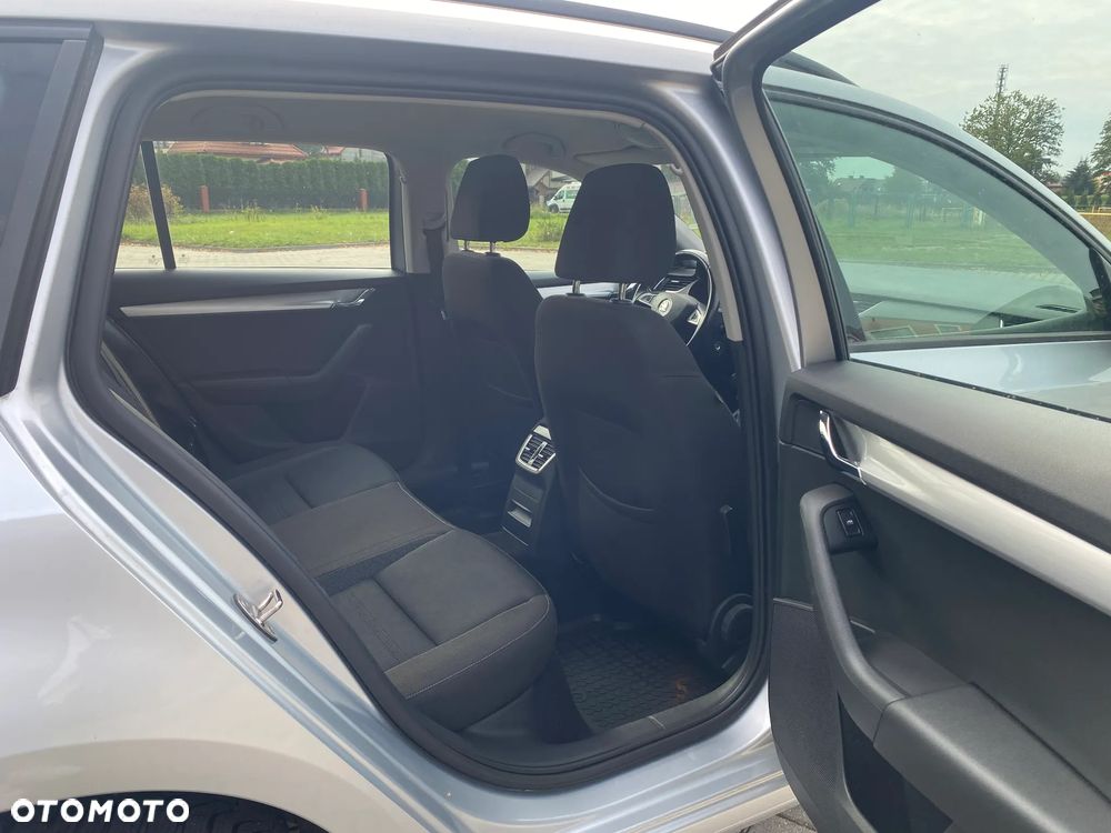 Skoda Octavia 1.6 TDI Ambition - 8