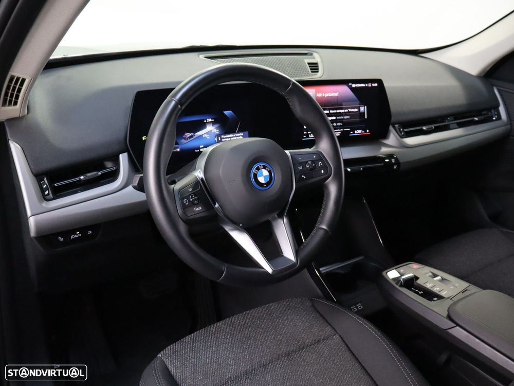 BMW iX1 xDrive30 - 8
