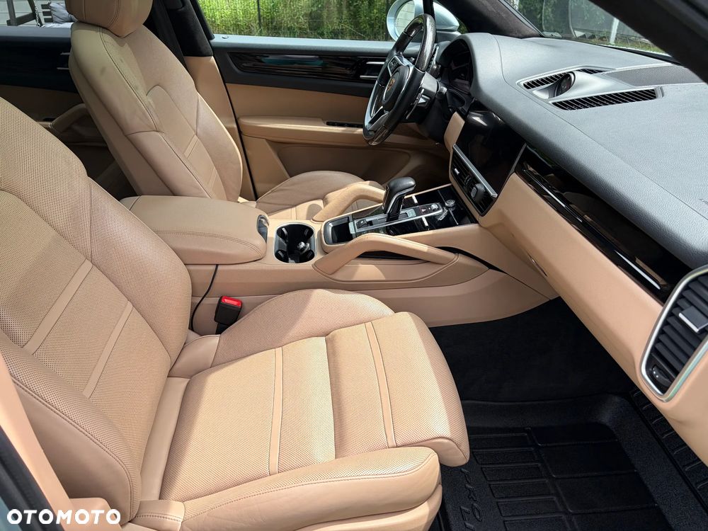 Porsche Cayenne Platinum Edition - 13