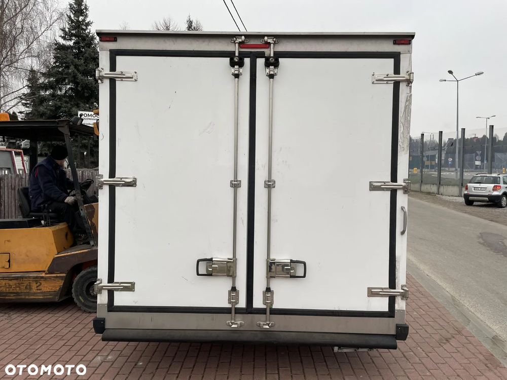 Kontener Chłodnia/Mroźnia Iveco Daily IV 2014- - 2