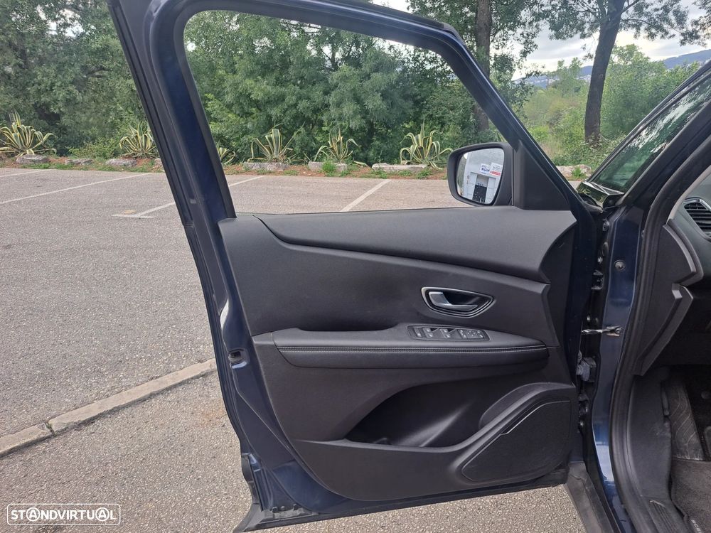 Renault Scénic 1.7 Blue dCi Limited - 11