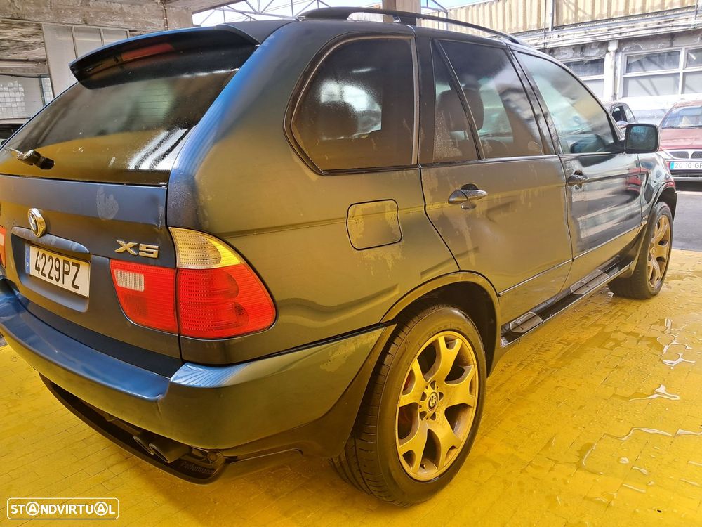 BMW X5 4.4 - 19