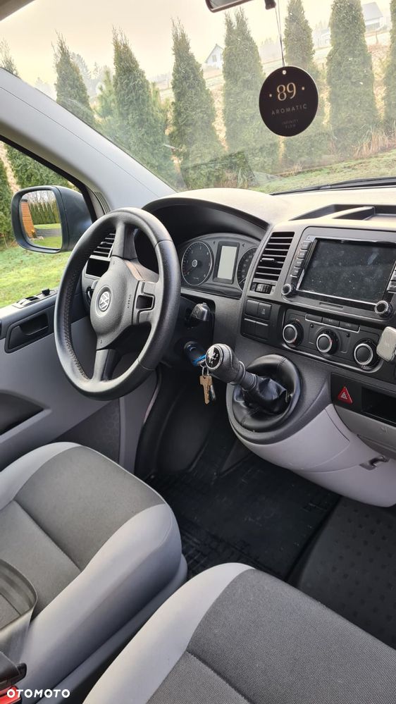 Volkswagen Transporter - 5