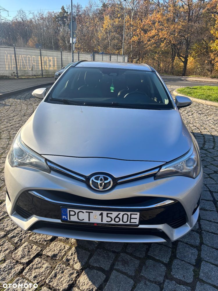 Toyota Avensis 1.8 Active MS - 2