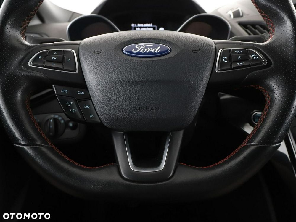 Ford Kuga 1.5 EcoBlue ST-LINE - 22