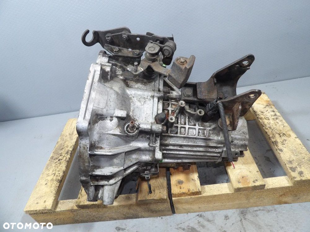 HYUNDAI COUPE II 2.0B SKRZYNIA BIEGÓW MANUALNA J41873 - 2