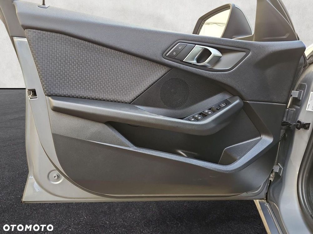 BMW Seria 1 - 11