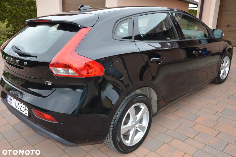 Volvo V40 T2 - 7