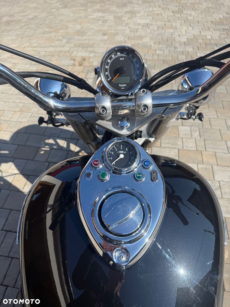 Triumph America - 13