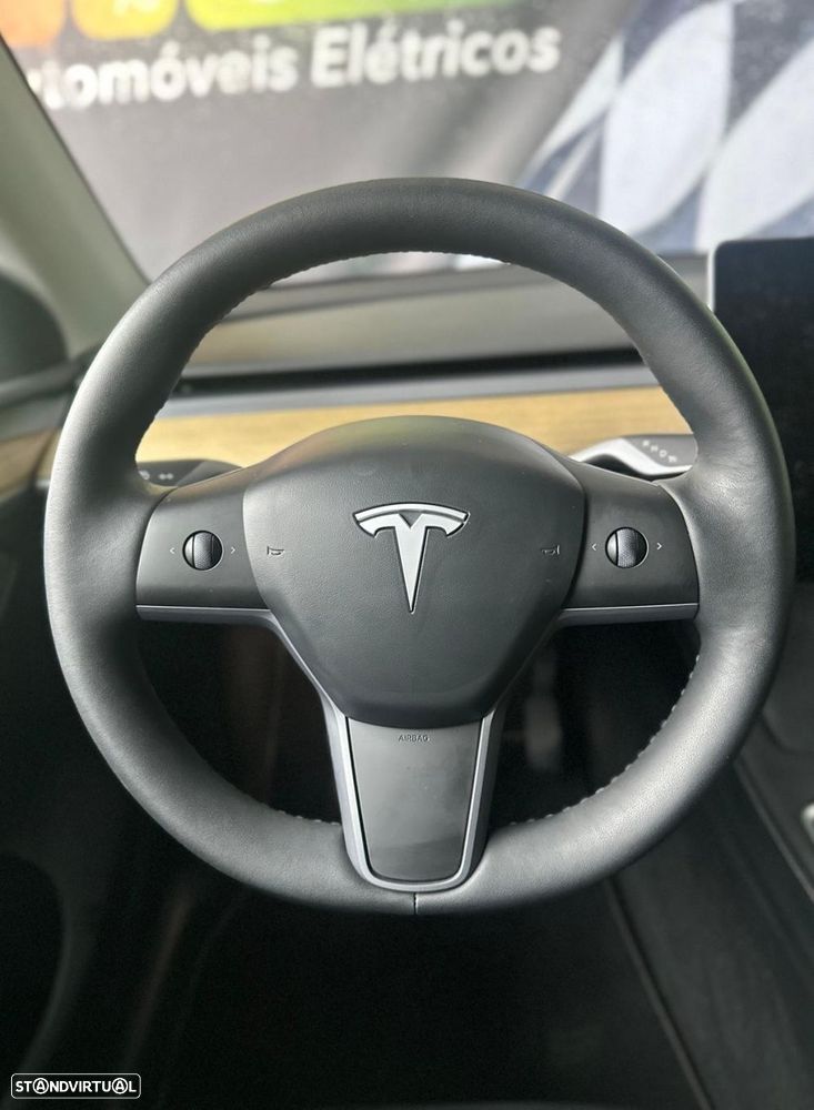 Tesla Model Y Tração Traseira - 22