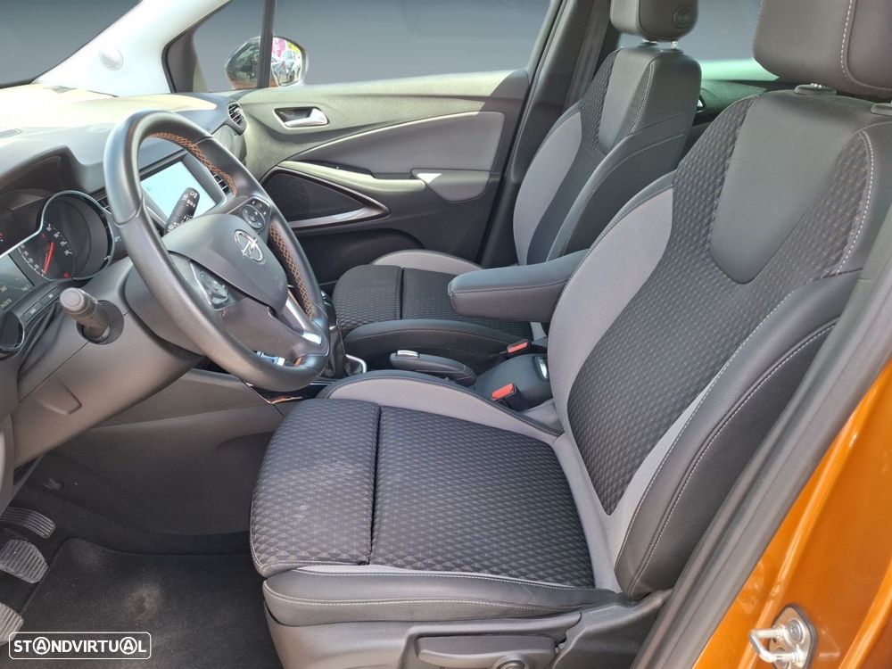 Opel Crossland X - 11