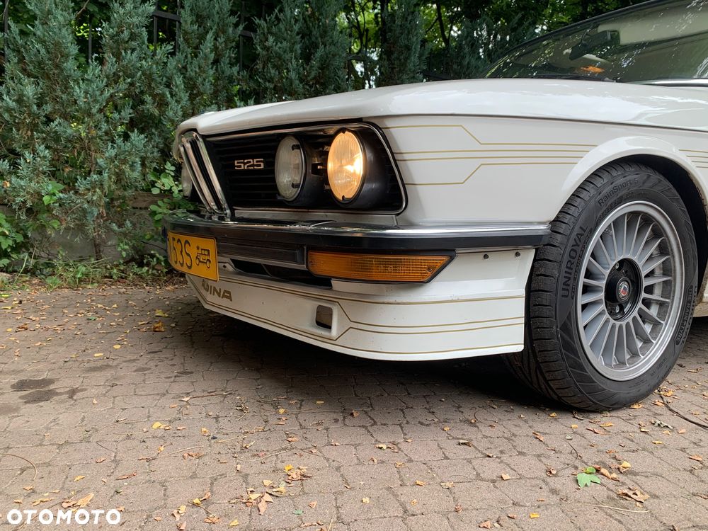 BMW Seria 5 528 i - 5