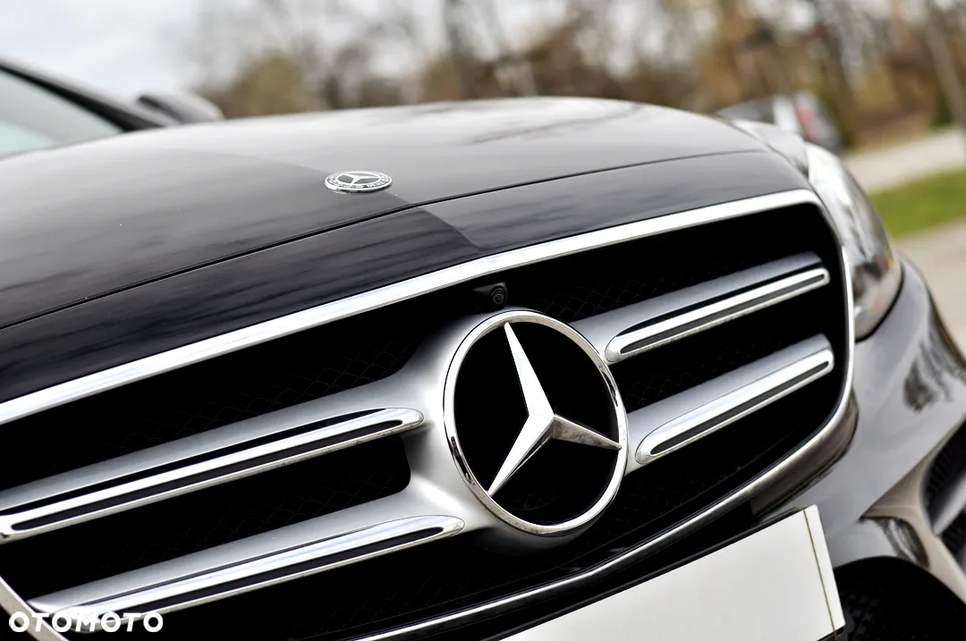 Mercedes-Benz Klasa E 200 T 9G-TRONIC AMG Line - 9