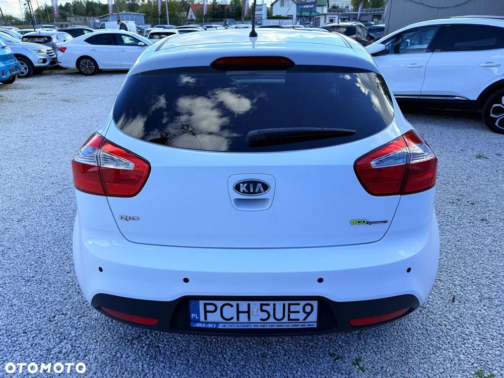 Kia Rio 1.1 CRDI Attract - 7