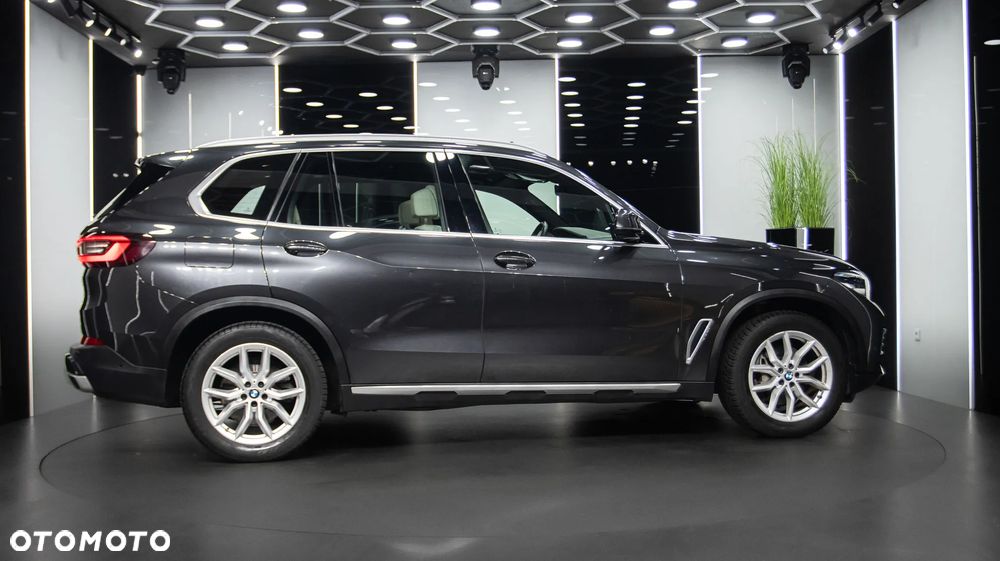 BMW X5 xDrive30d mHEV - 8