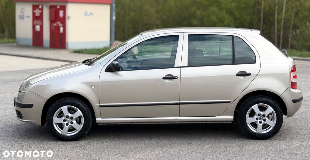 Skoda Fabia 1.4 16V Celebration - 13