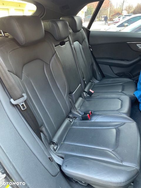 Audi Q8 ver-50-tdi-mhev-quattro-tiptronic - 6