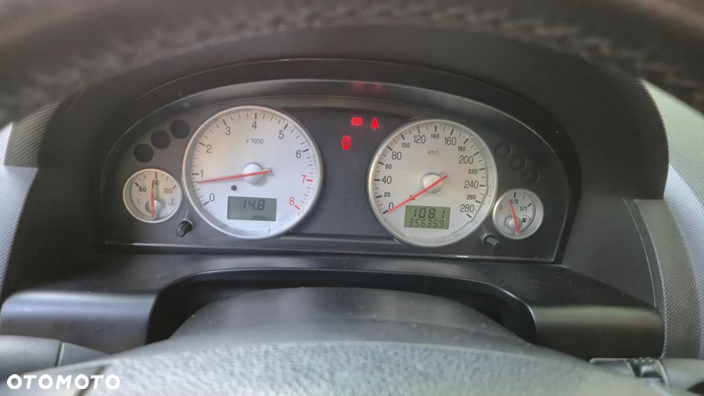 Ford Mondeo - 10