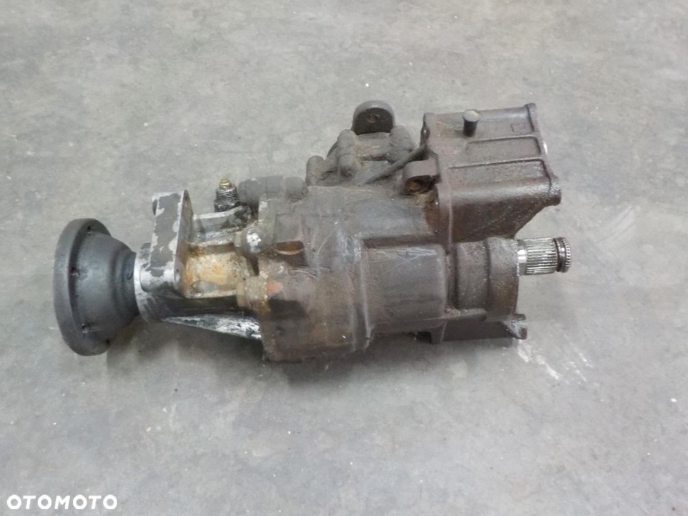 VW T4 2.4D 2.5E SYNCRO REDUKTOR PRZYSTAWKA SKRZYNI - 1