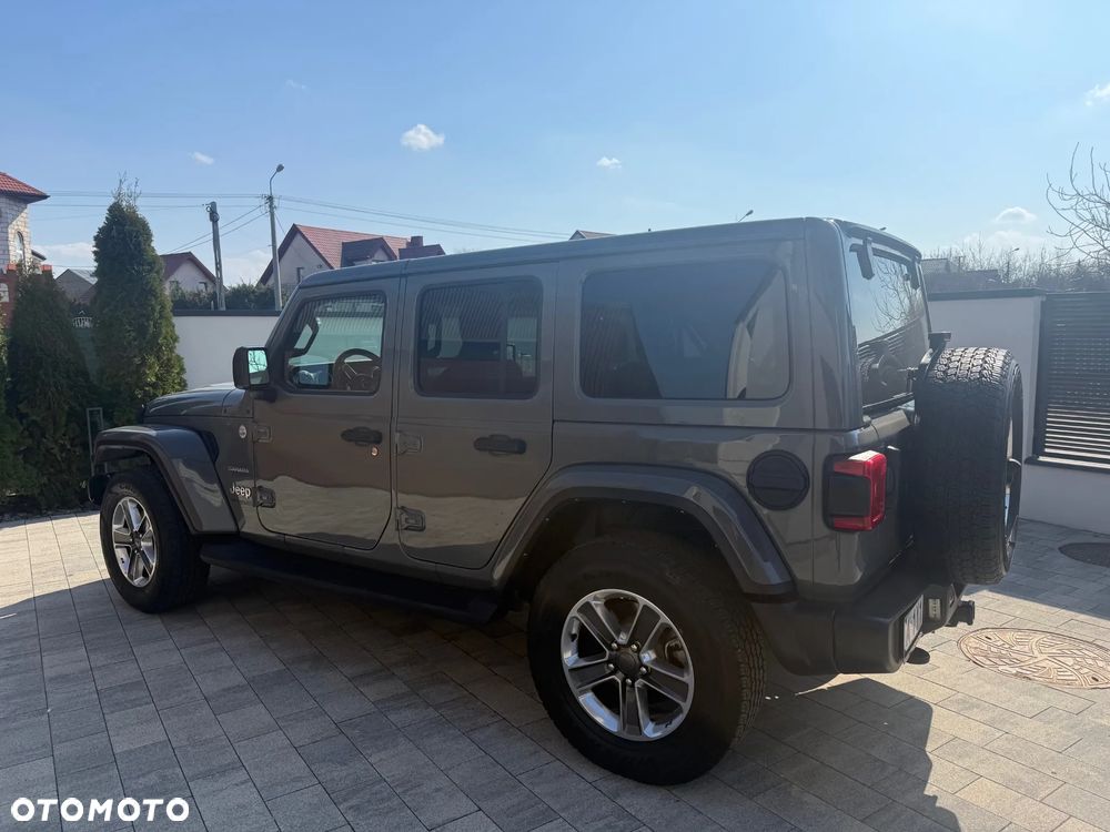 Jeep Wrangler Unlimited GME 2.0 Turbo Sahara - 3