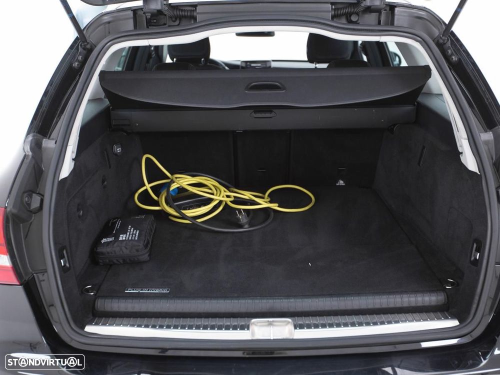 Mercedes-Benz C 350 - 12