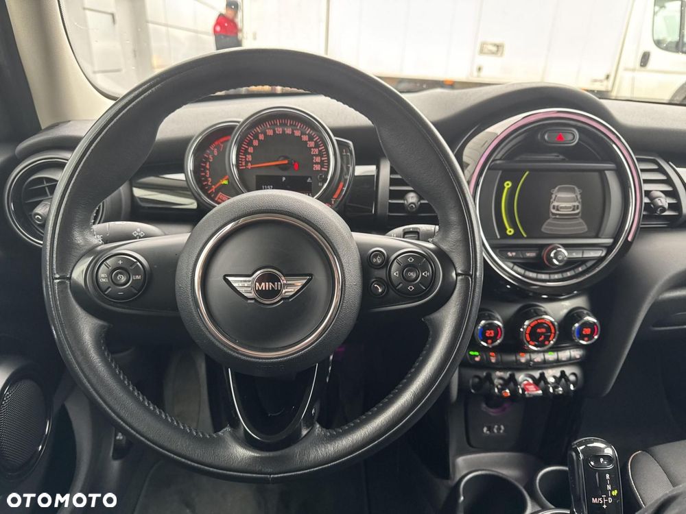 MINI ONE - 13