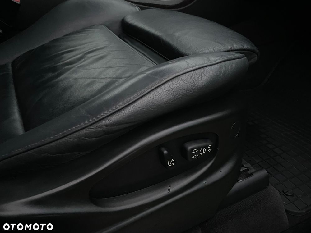 BMW X5 3.0 i Edition Exclusive Sport - 32