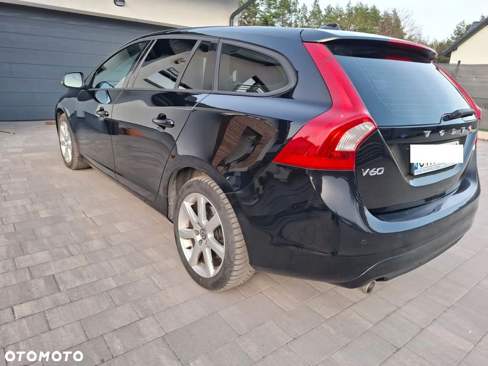 Volvo V60 D3 Kinetic - 4