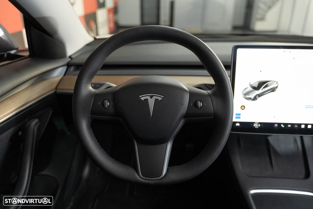 Tesla Model 3 Long Range Tração Traseira - 13