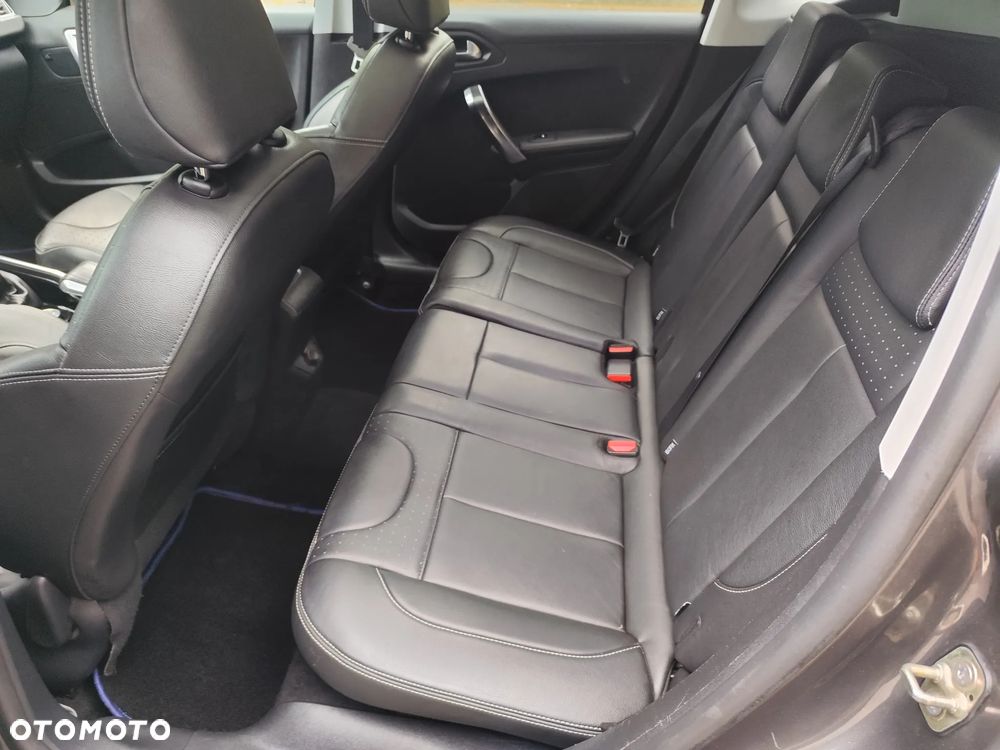 Peugeot 2008 120 VTI Business-Line - 25