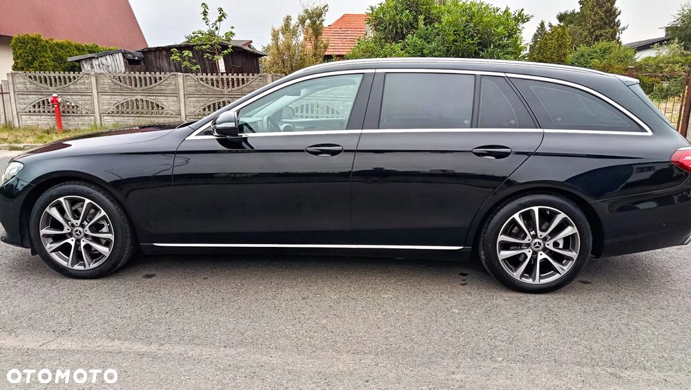 Mercedes-Benz Klasa E 220 d 9G-TRONIC - 29