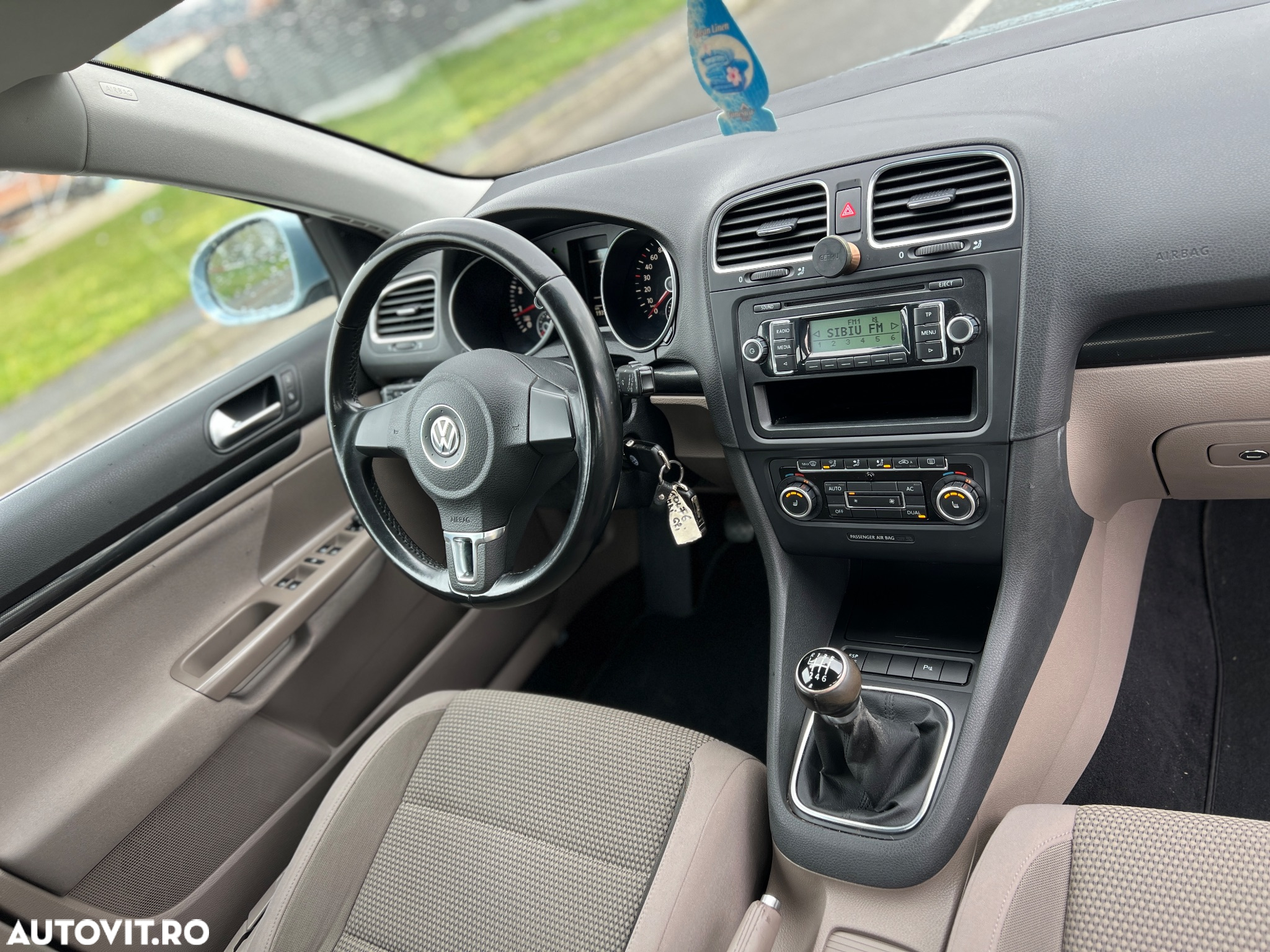 Volkswagen Golf 1.4 TSI MATCH - 9