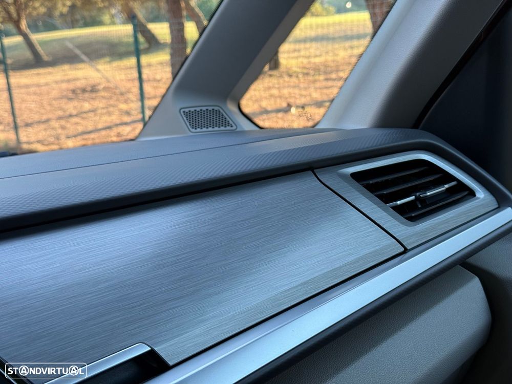 VW Multivan 1.5 TSI e-Hybrid Life DSG - 41