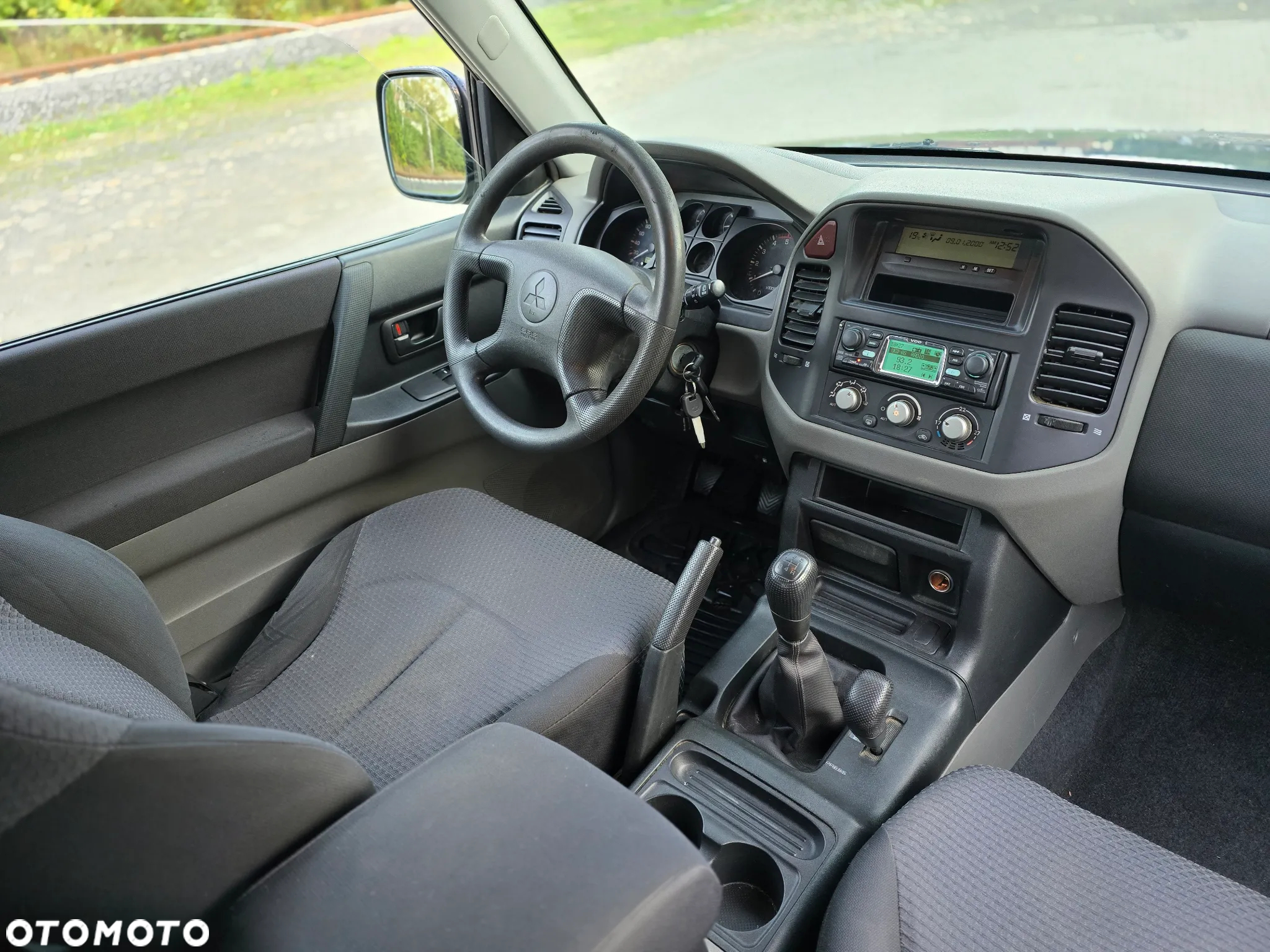 Mitsubishi Pajero - 7