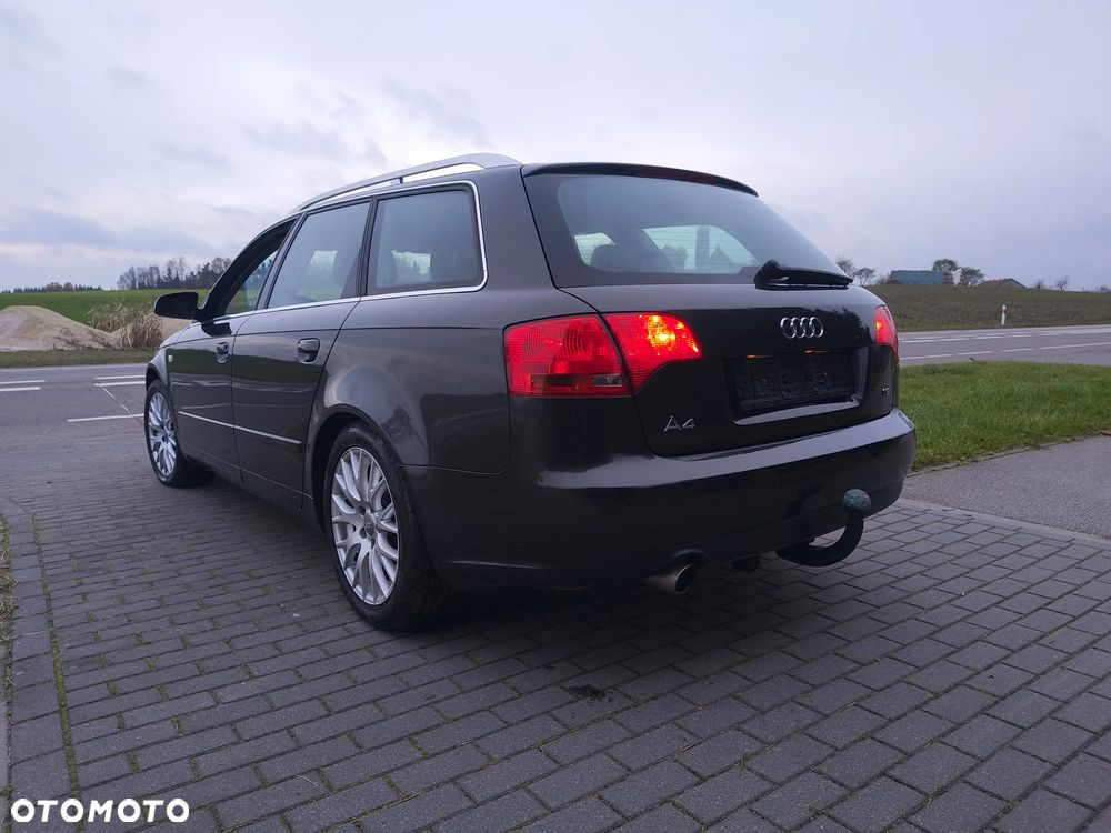 Audi A4 Avant - 6