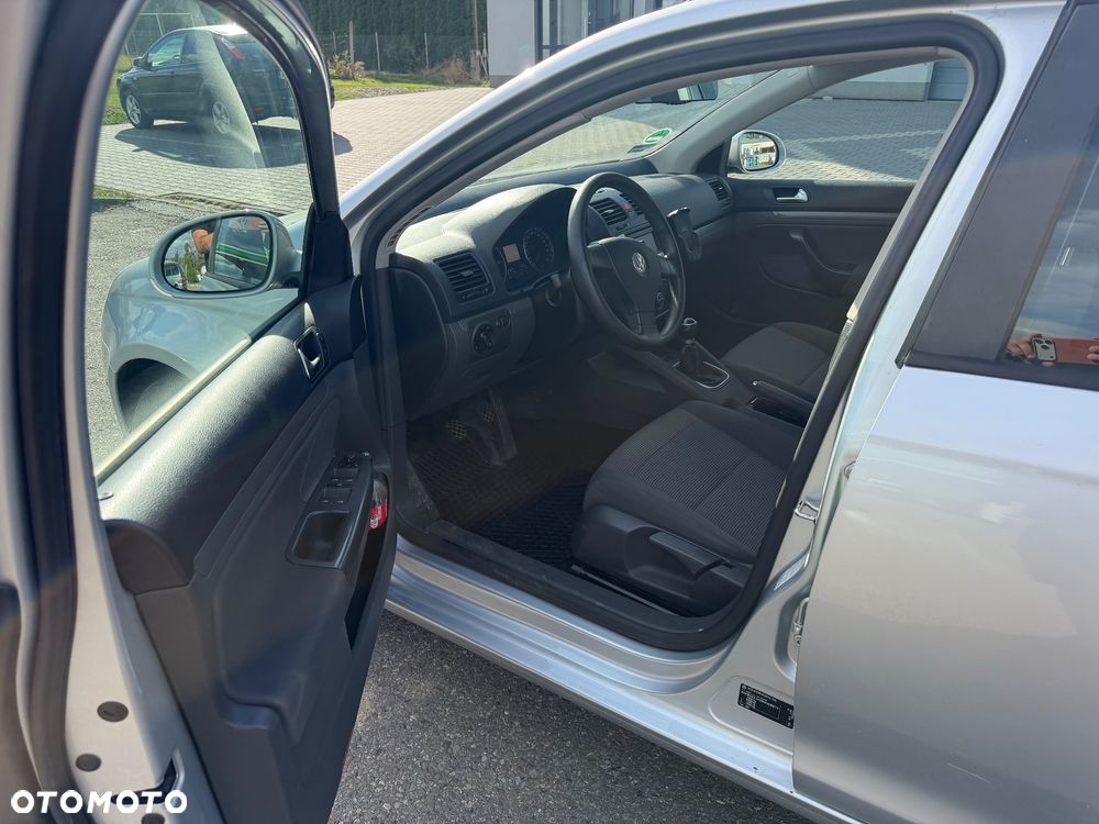Volkswagen Golf Variant - 9