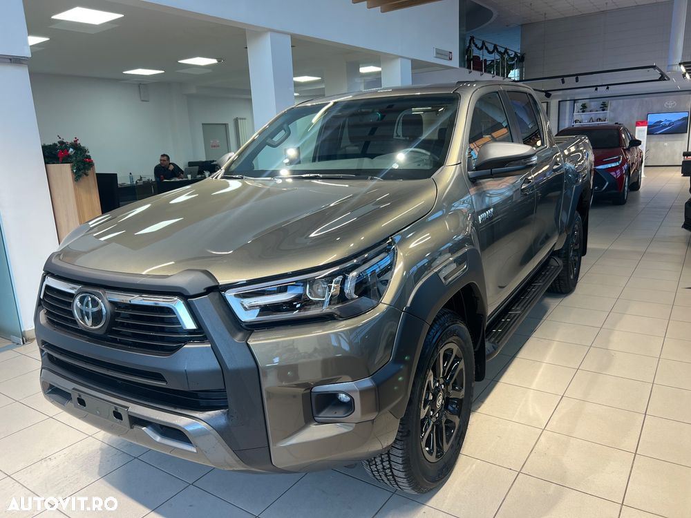 Toyota Hilux 2.8D 204CP 4x4 Double Cab AT MHEV Invincible - 1