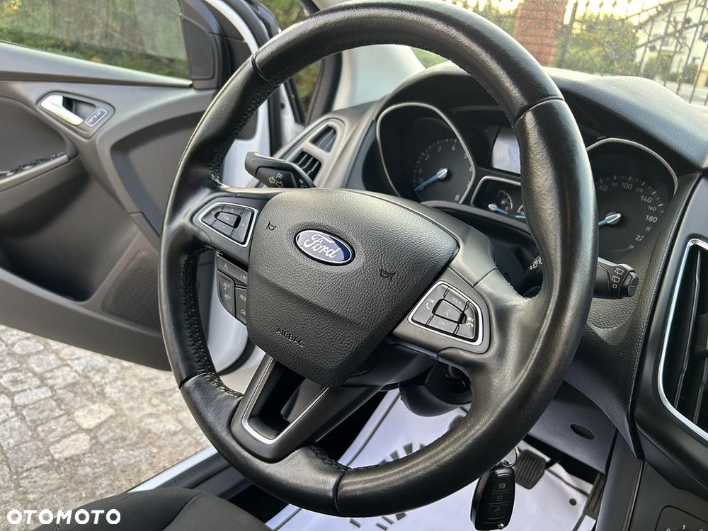 Ford Focus - 39